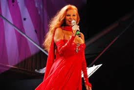 La famosa rossa della canzone italiana (dai capelli ramati), è morta a 82 anni: T6aciqw8zgozmm