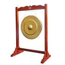 Kolintang dimainkan dengan diiringi dengan drum dan juga gong. Gong Dikir Barat Silat Caklempong Pembukaan Rasmi Shopee Malaysia