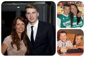 Getty luka doncic celebrates with his mother mirjam poterbin at the euroleague final four. Mirjam Poterbin Wiki Luka Doncic Mom Age Family Net Value Boyfriend Grawsome