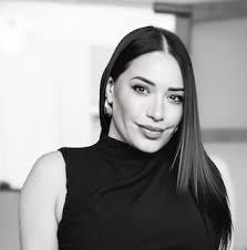 Lizeth Rojas, Real Estate Agent