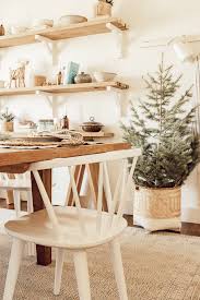 There are lot many things which you can do to make your dining room more attractive. My Simple And Cozy Christmas Decor In The Dining Room Twelve On Main