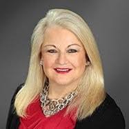 Lisa Harvell's Instagram, Twitter & Facebook