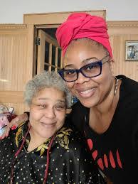 Joann Pringle's Instagram, Twitter & Facebook