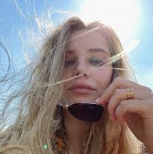 Beautiful paper wall decor craft diy #diy #fb #craft #paper #crafts