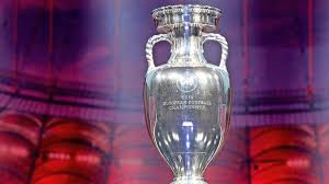 Egal ob du maschinenbauer, technischer zeichner. Em Pokal Coupe Henri Delaunay Acht Kilogramm Begehrtes Silber