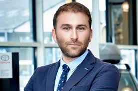 Vente automobile pour les entreprises : découvrez les services du groupe  Maurin