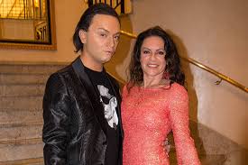 Christine neubauer and her partner jose campos attend the berlinale opening night by gala & ufa fiction at das stue on february 07, 2019 in berlin, germany. Notte Delle Stelle Premio Bacco Mit Christine Neubauer Jose Campos