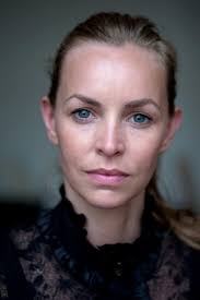 Hallo ihr lieben, willkommen auf meiner offiziellen facebookseite. Simone Hanselmann Foto Bild Erwachsene Menschen Bei Der Arbeit Schauspieler Darsteller Bilder Auf Fotocommunity