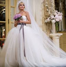 We did not find results for: Hochzeitskleider Von Vera Wang 11 Legendare Auftritte Von Mariah Carey Bis Victoria Beckham Vogue Germany