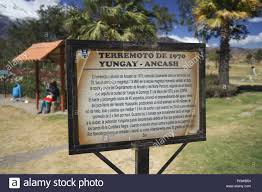 We are a sharing community. Ancash Erdbeben In Peru 1970 Stockfotografie Alamy