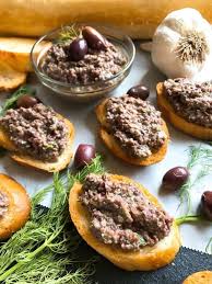 Ready In 5 Minutes This Tapenade Recipe Is Vegan Vegetarian Paleo Whole 30 And Gluten Free Gf Perfect As A Holi Tapenade Recipe Olive Tapenade Tapenade