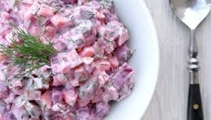 Rote Beete Salat Mit Apfel Chicoree So Nach Gefuhl Rezept Heringssalat Heringssalat Rezept Heringsalat