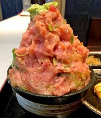 これぞ山盛り 横浜 馬車道 バンバン番長 のねぎとろ丼がスゴすぎる どう食べるかマジで戸惑う 料理 レシピ レシピ アジア料理 レシピ