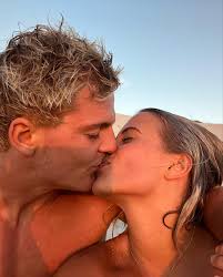 Eve Waters (@evewwaters_) • Instagram photos and videos