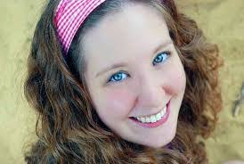 Amanda Rossman's Instagram, Twitter & Facebook