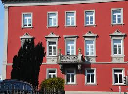 Aus diesem grund freuen wir. Gebaude In Rot Und Grau Hausfassade Gebaude Foto Inspiration