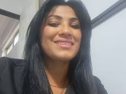 Nicaragüense llegó sin papeles al país y ahora tiene su negocio