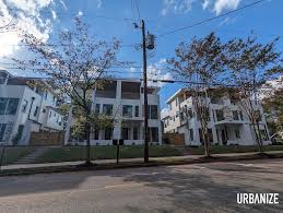 Best Atlanta Neighborhood 2023, 1st round: (6) Edgewood vs. (11) Adair Park 