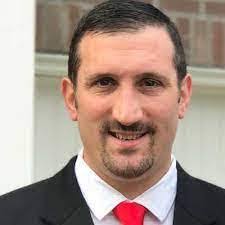 Justin Schirra's Instagram, Twitter & Facebook