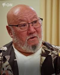 Familia y secretos: El viaje de Ming hacia su padre