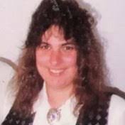 Edward Goodall's Instagram, Twitter & Facebook