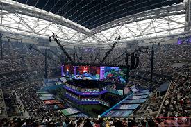 I have had experience playing in front of a big audience before, it's just i did it over the internet. Jaden Ashman Youngest Esports Millionaire From A Single Tournament Guinness World Records