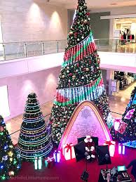#lasvegasrightnow, #lasvegasatnight, #lasvegas2020tonight we are checking out the christmas decorations at caesars forums in caesars palace on the las vegas. Christmas In Las Vegas 2020 Ultimate Guide Hello Little Home