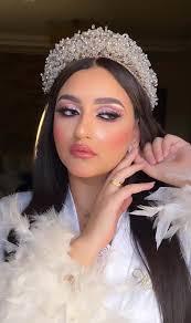 مهما كان الشغل مرهق، افتكر إن التعب اللي بتحسه النهارده هو اللي هيصنع راحتك  بكرة.. وإن كل خطوة بتاخدها بمجهودك النهارده، هتلاقي خيرها في وقتها المناسب.  فاشتغل، اجتهد، واتعب.. وربك أكرم الأكرمين.