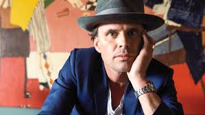 Walton Goggins Reveals His Favorite Hollywood Bars and Eateries