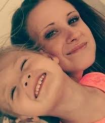 Sandy Denham's Instagram, Twitter & Facebook