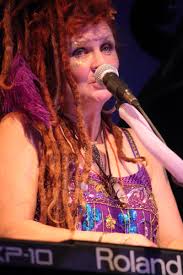 Unconventsch and Worth Mentioning: Some Words with Kat Lee-Ryan