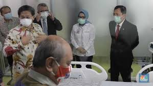 Kepala bidang keuangan rsud soreang, kabupaten bandung, sukirwan, mengatakan, di rsud soreang, jasa pelayanan para dokter dan perawat yang belum bisa mereka bayar karena masih tertunggaknya pembayaran klaim biaya kesehatan dari bpjs kesehatan sudah rp 7,8 miliar. Rscm Buka Suara Soal Thr Perawat Sudah Dibayar Semua