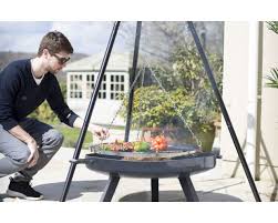 The grill has 3 chains rising from the grill, ending in a hook. Buy Tripod With Carry Bag Grill At Barbeques Galore