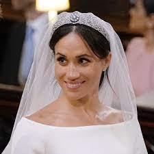 Meghan Markle Gave Her Go To Messy Bun A Royal Wedding Upgrade Meghan Markle Wed Prince Harry Wear Meghan Markle Wedding Dress Royal Wedding Princess Meghan