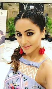 Hina khan's loved up selfie with boyfriend rocky as he leaves for london is making us go all aww. Hina Khan Team On Twitter Hinakhan Post On Instagram Eyehinakhan Teamhina