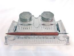 Vendu Ancien Double Encriers Verre Avec Porte Plume Le Grenier De Lisette Porte Plume Encrier Plume