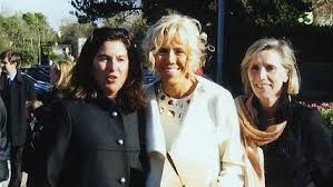 Tlm animatrice de cqfd, magazine culturel (26', quotidienne en direct, diffusion locale) co productrice artistique de l'émission quotidienne cqfd tlm expériences radio rtl/ sud radio…<br>septembre 1997 / juin 1998 :<br>france 3. Rwd8z0twly9e2m