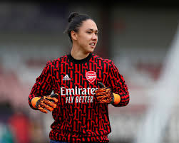 The club plays in the women's super league, the top tier of english women's football. Manuela Zinsberger Signs New Long Term Contract With Arsenal Women Shekicks