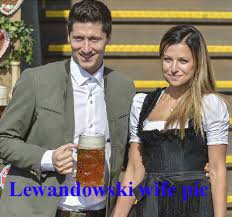 In march, lewandowski and his wife donated €1million to coronavirus relief efforts. Robert Lewandowski Player Wife Family Fifa Age And More