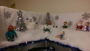 Christmas Cubicle My 2017 Theme Rudolph The Red Nosed Reindeer Office Christmas Decorations Cubicle Decor Work Office Decor