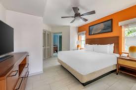 ᐉ FLAMINGO BEACH RESORT ⋆⋆⋆ ( PELICAN KEY, SINT MAARTENSAINT MARTIN ) REAL  PHOTOS & GREAT DEALS