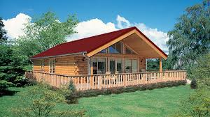 This One Story Log Home Is A Real Winner With The Stellar Wrap Around Deck The Newport Has A Glass Fro Log Home Designs Log Cabin Floor Plans Log Cabin Homes
