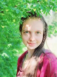 Welcoming new gardener to group