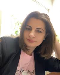 Eva Koci (@evakurti22) • Instagram photos and videos