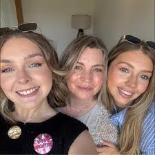 Steven Ledlow's Instagram, Twitter & Facebook