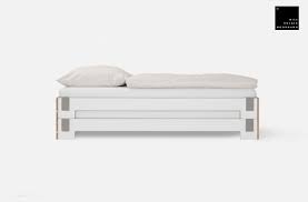 Sondern nur mit dem lattenrost und der matratze auf dem boden. Designwebstore Tagedieb Stapelliege Weiss 90 X 200cm Ohne Lattenrost Ohne Matratze