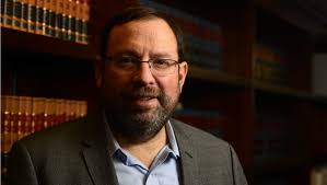 Prosecutor set to retire by year's end