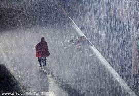 We ran into a big rainstorm on highway 6, and the visibility was so poor we had to pull over. Severe Rainstorm Hits E China 1 Chinadaily Com Cn