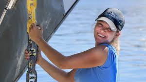 A good deckhand has a sturdy pair of sea legs, is a hard worker and a good crew mate. 5 Best Things About Deckhand Jobs On Superyachts