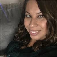 Karen Inda's Instagram, Twitter & Facebook